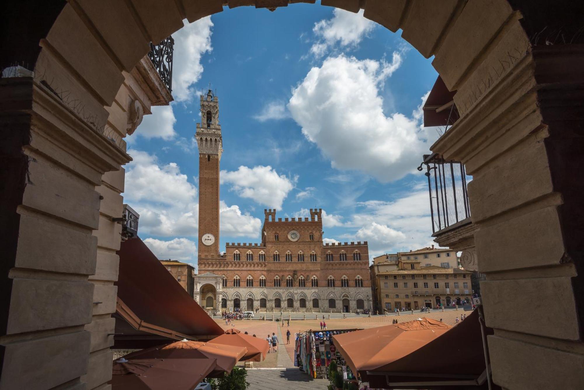 La Campanina-Nel Cuore Di Siena E Della Contrada Exterior photo